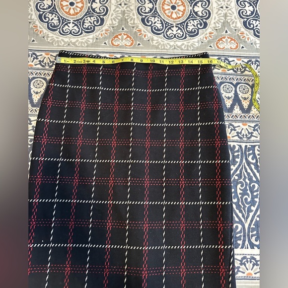 Ann Taylor knit pencil skirt - Picture 2 of 7